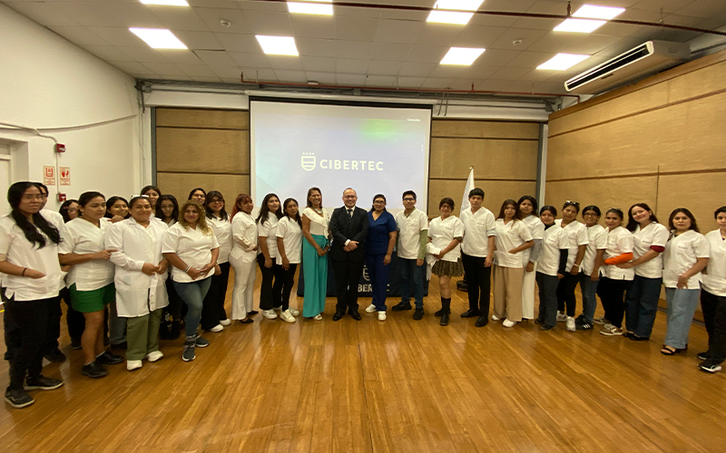 ceremonia de imposición de chaquetas